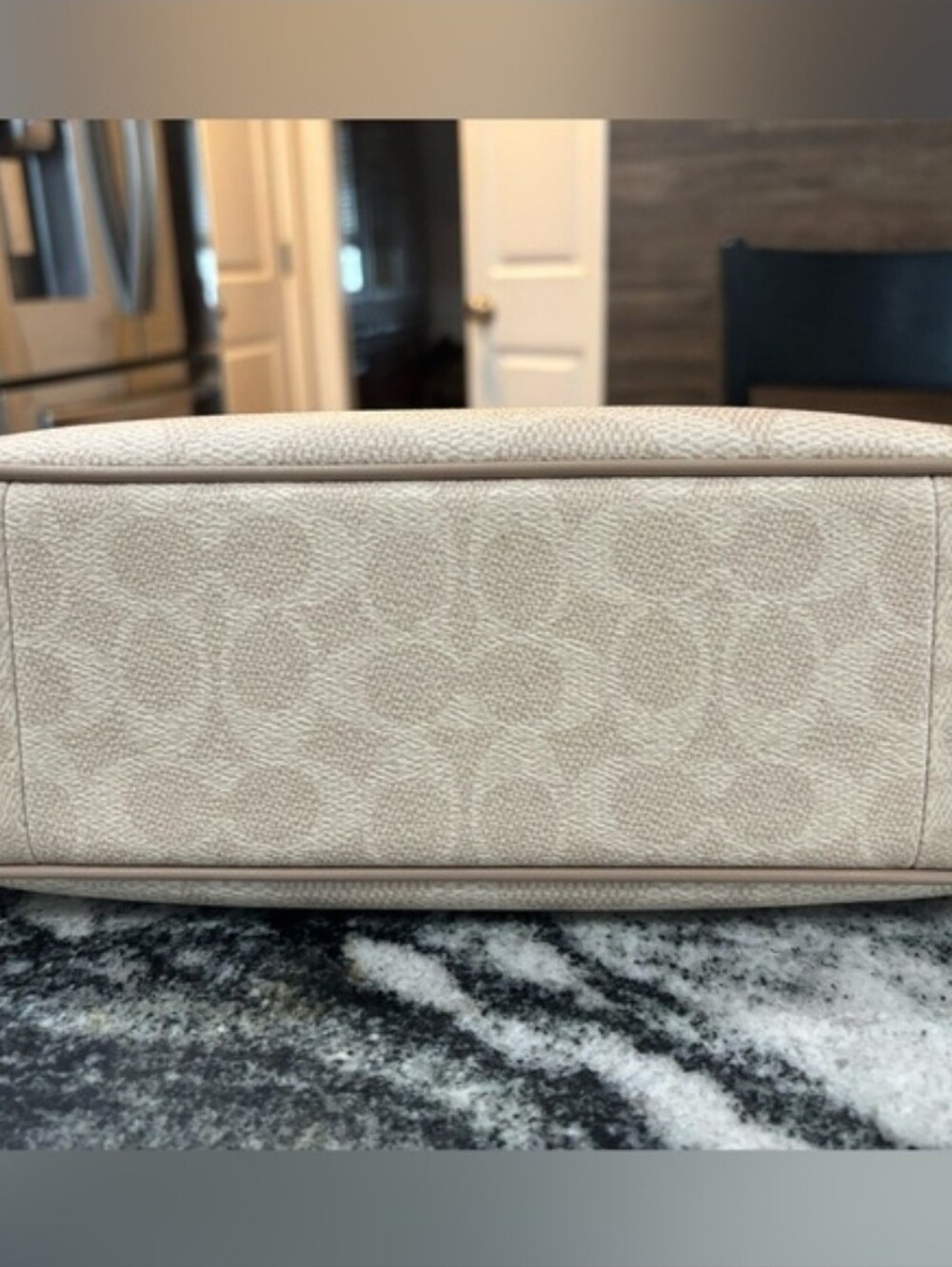 Like New Signature Coach Teri Hobo - Picture 3 of 13
